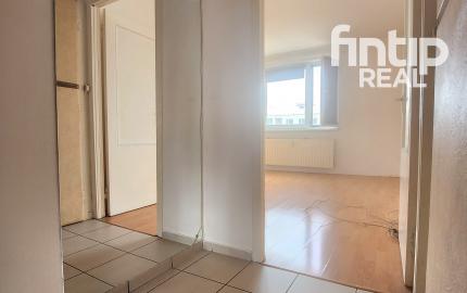 PREDANÝ  !!! 2 Izbový byt ulica Bauerová , sídlisko KVP