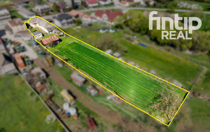 Na predaj rodinný dom s veľkým pozemkom | Komárovce