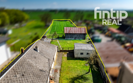 Na predaj rodinný dom s veľkým pozemkom | Komárovce