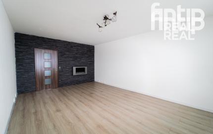 Priestranný 3 izbový byt Berlínska - Ťahanovce