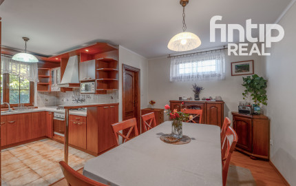 PREDANÝ !!! Krásny vidiecky domček