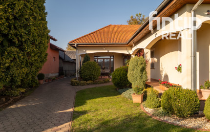 PREDANÝ !!! Krásny vidiecky domček