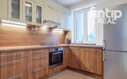 PREDANÝ! Moderný 4 izbový byt na Letnej ulici