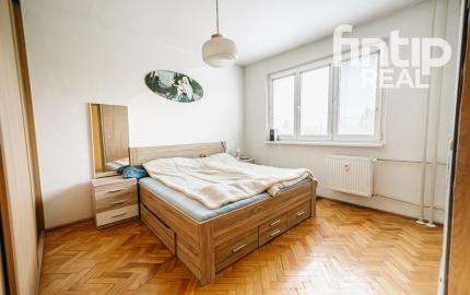 Priestranný 3 izbový byt ulica Študentská