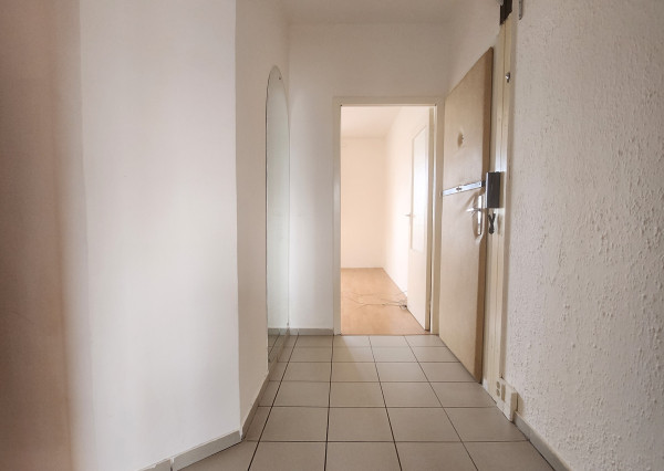 PREDANÝ  !!! 2 Izbový byt ulica Bauerová , sídlisko KVP