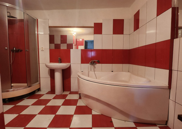 Predaný  !!!! Rodinný dom na Hlavnej ulici v Moldave nad Bodvou