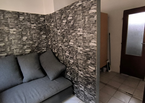 PRENAJATÉ – Obchodné/kancelárske priestory, Hlavná ulica – Moldava nad Bodvou