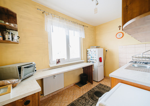 Priestranný 3 izbový byt ulica Študentská