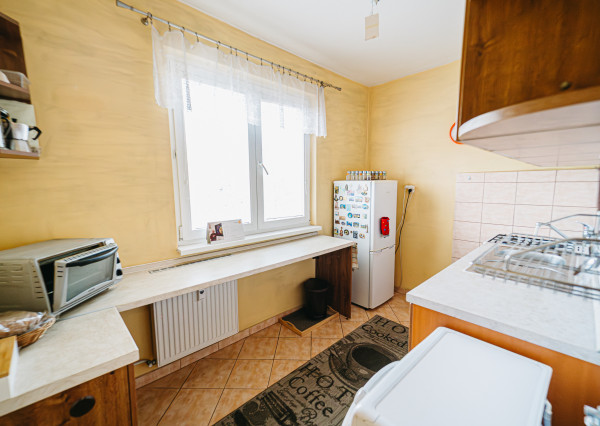 Priestranný 3 izbový byt ulica Študentská