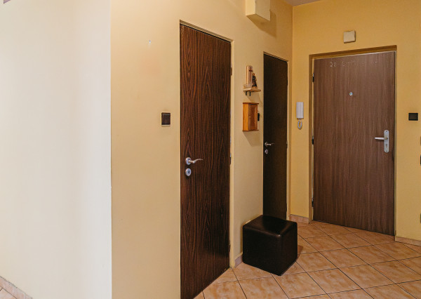 Priestranný 3 izbový byt ulica Študentská