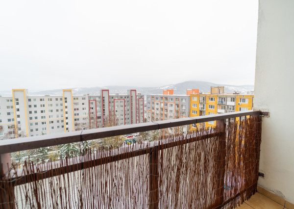 Priestranný 3 izbový byt Berlínska - Ťahanovce