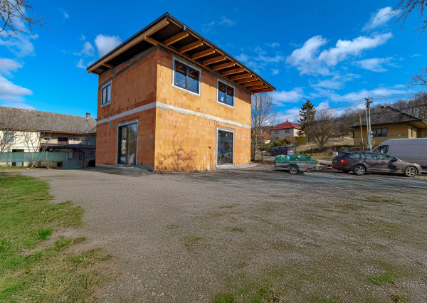 Kvalitná novostavba 4-izbového rodinného domu v Šarišských Bohdanovciach