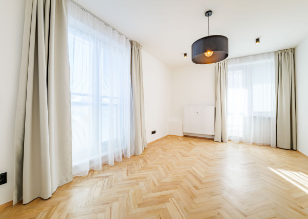 KOMPLETNE ZREKONŠTRUOVANÝ 2,5-IZBOVÝ BYT | NÁRODNÁ TRIEDA, KOŠICE – SEVER
