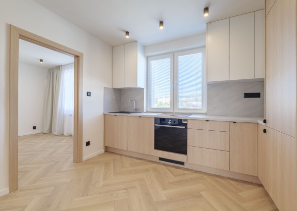 KOMPLETNE ZREKONŠTRUOVANÝ 2,5-IZBOVÝ BYT | NÁRODNÁ TRIEDA, KOŠICE – SEVER