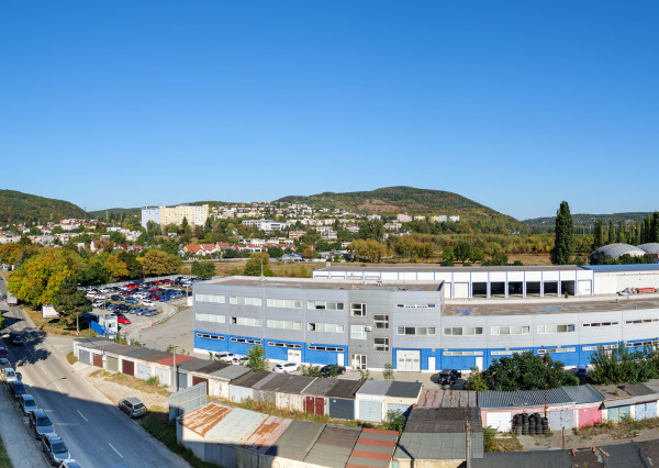 KOMPLETNE ZREKONŠTRUOVANÝ 2,5-IZBOVÝ BYT | NÁRODNÁ TRIEDA, KOŠICE – SEVER